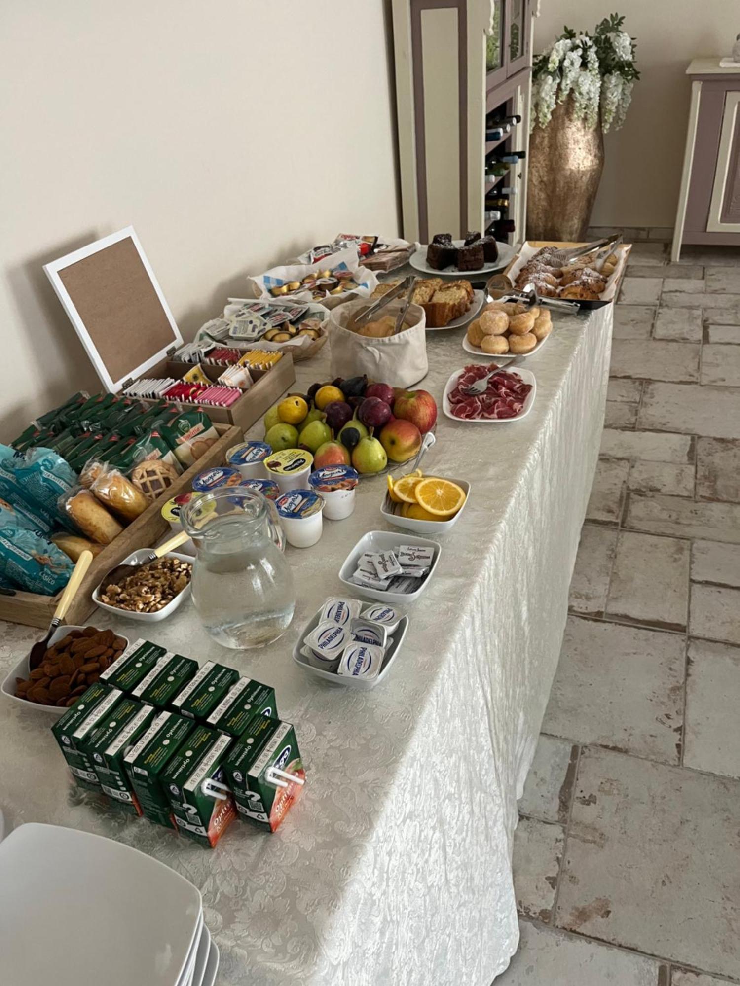 B&B Il Mandorlo San Vito  Buitenkant foto