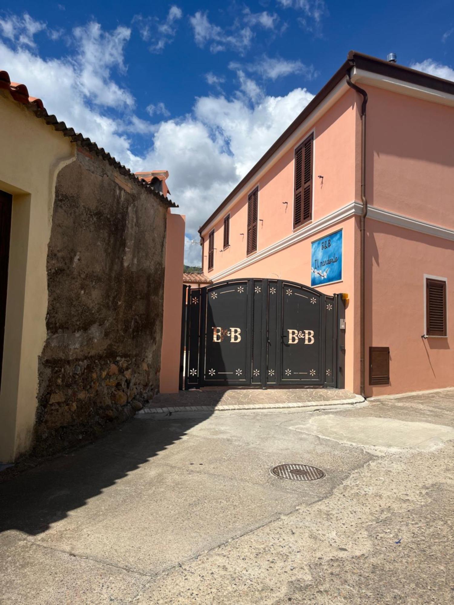 B&B Il Mandorlo San Vito  Buitenkant foto